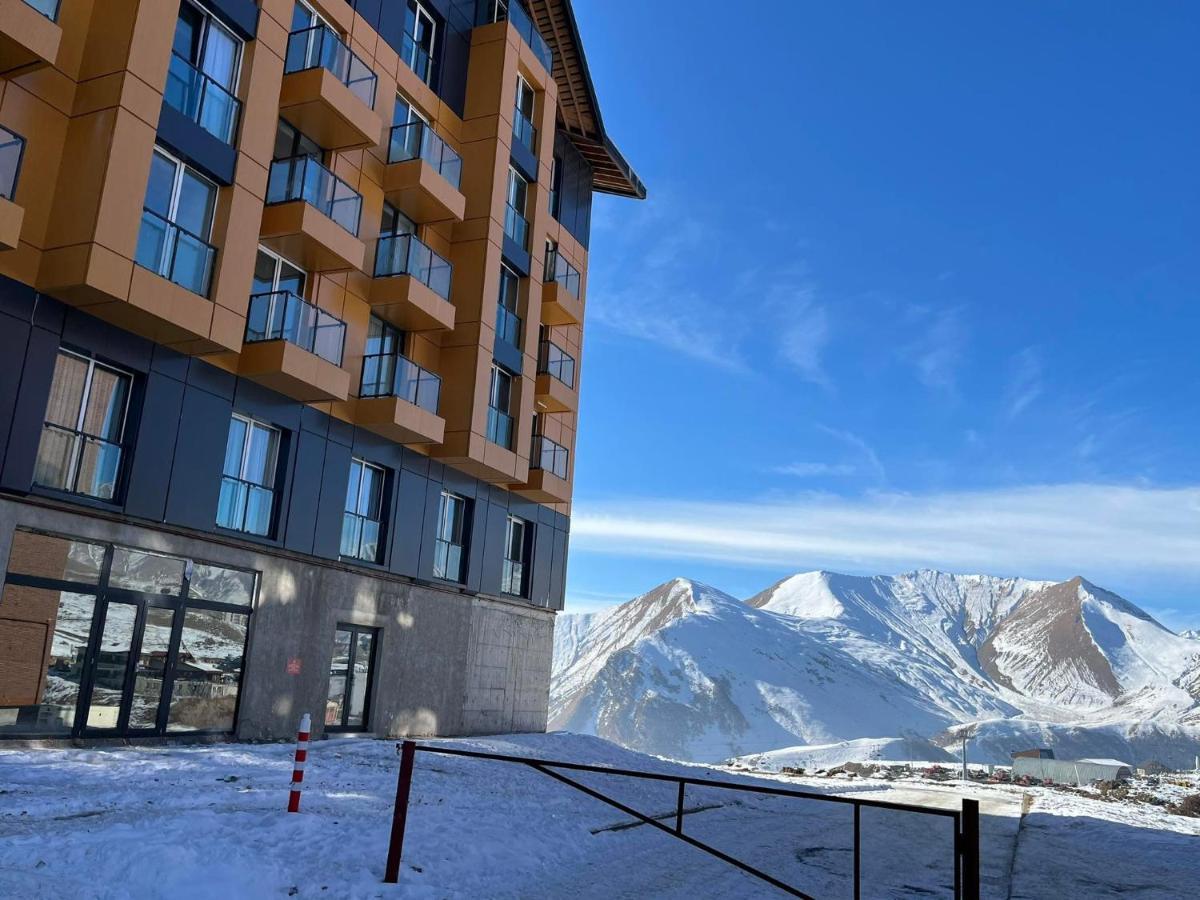 Delux Apartment Next To Ice Rink Gudauri Exterior foto